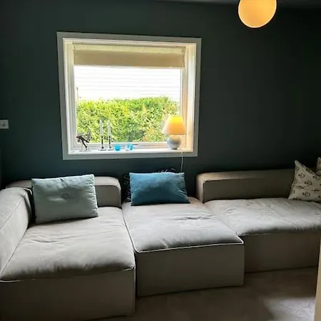 Ons Large Villa, Walking Distance To Town Villa *